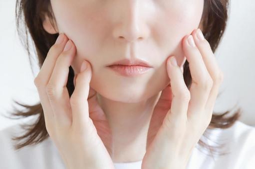 美容鍼でほうれい線を改善！得られる効果や通院頻度、施術を受ける際の注意点を解説！
