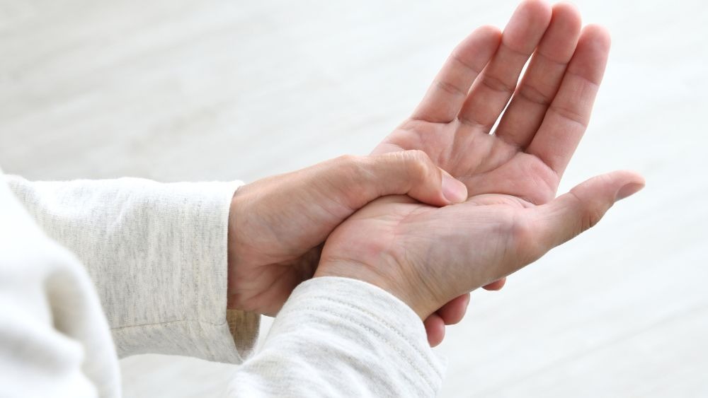 血行促進に効くツボ10選｜顔・手・足の押し方と美容効果を解説