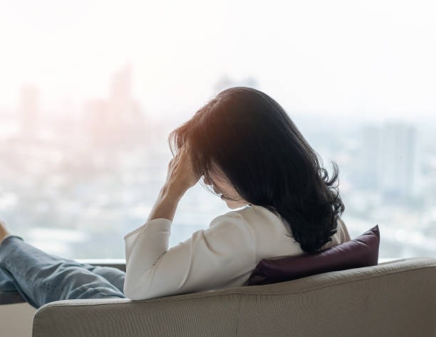 更年期症状に美容鍼がおすすめの理由！エステや薬では改善できない根本ケアについて解説